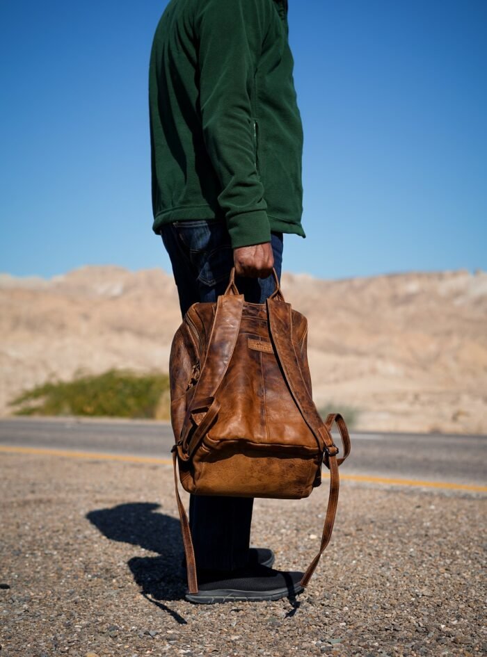 Alzarro-Old-School-Vintage-Leather-Backpack-3.jpg Alzarro-Old-School-Vintage-Leather-Backpack-3.jpg