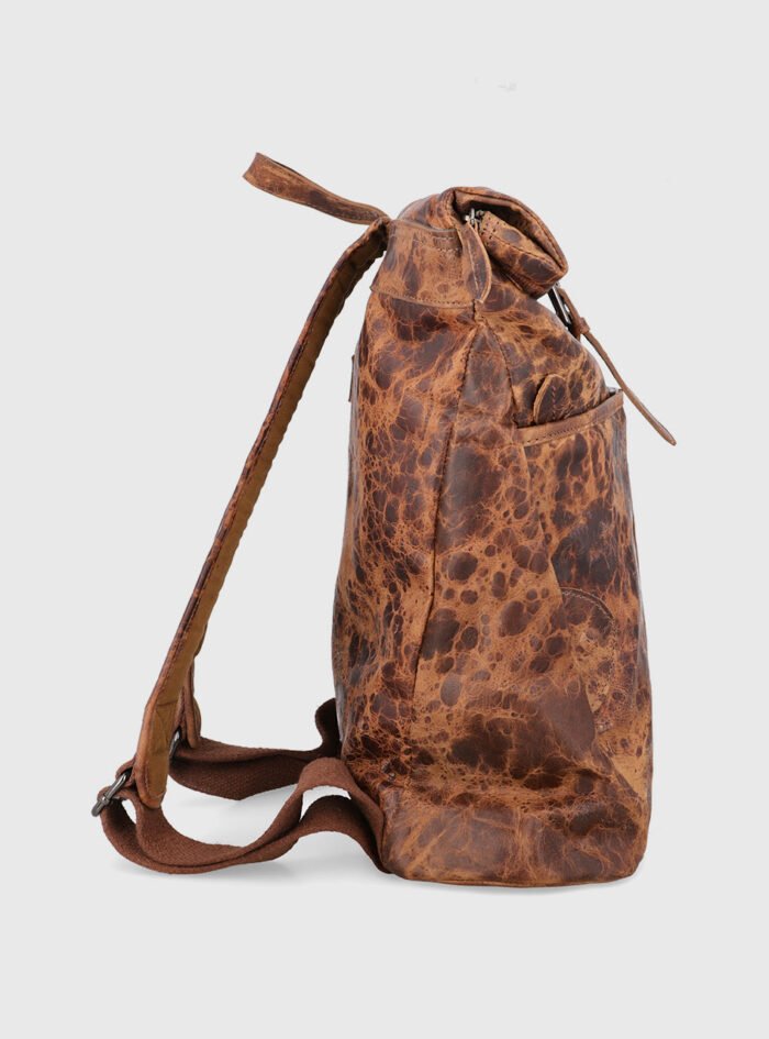 Alzarro-Vintage-Leather-Rolltop-Backpack202.jpg Alzarro-Vintage-Leather-Rolltop-Backpack202.jpg
