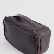 Angus-Black-Leather-Toiletry-Bag207.jpg