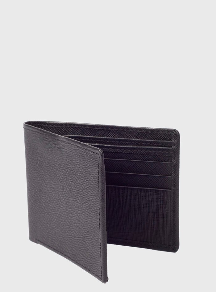 Benjamin_Embossed_Bifold_Wallet_4.jpg Benjamin_Embossed_Bifold_Wallet_4.jpg