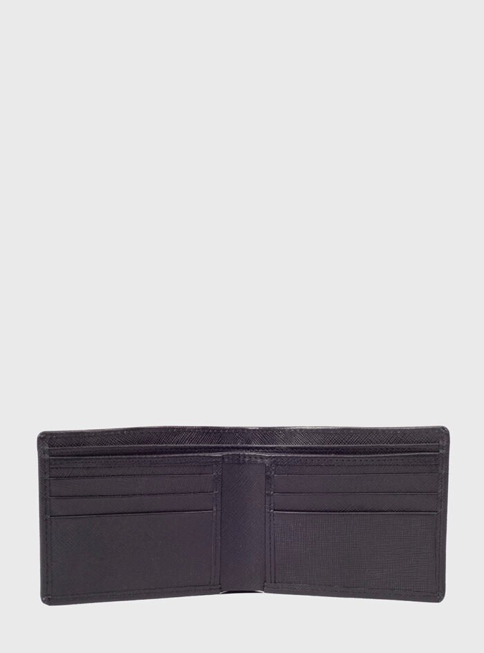 Benjamin_Embossed_Bifold_Wallet_6.jpg Benjamin_Embossed_Bifold_Wallet_6.jpg