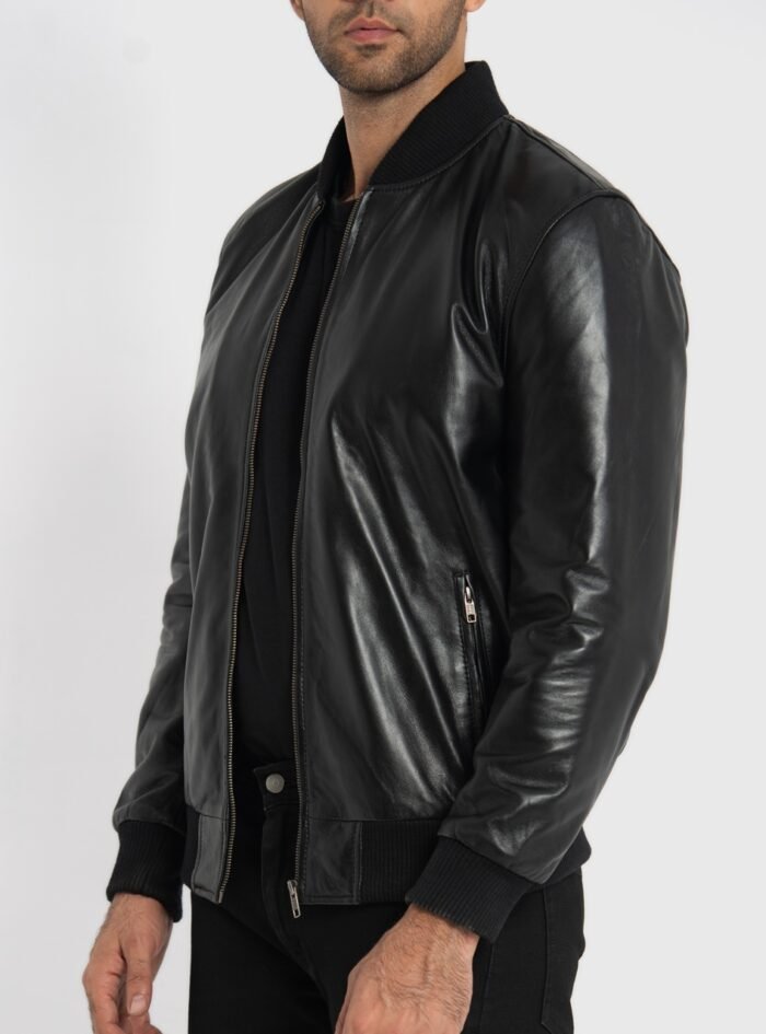 Chris20Black20Leather20Bomber20Jacket205.jpg Chris20Black20Leather20Bomber20Jacket205.jpg