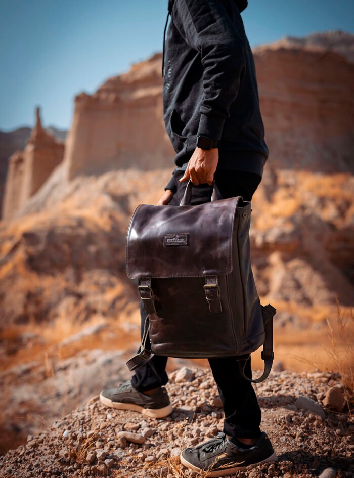 Clayton-Vintage-Crazy-Horse-Leather-Backpack10202.jpg Clayton-Vintage-Crazy-Horse-Leather-Backpack10202.jpg