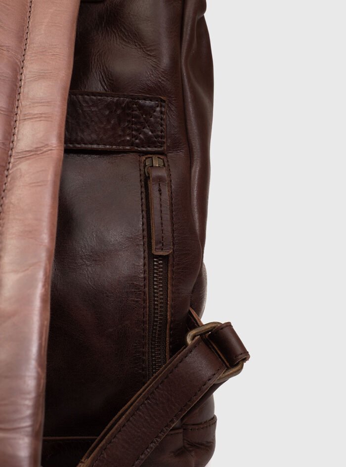 Clayton-Vintage-Crazy-Horse-Leather-Backpack6.jpg Clayton-Vintage-Crazy-Horse-Leather-Backpack6.jpg