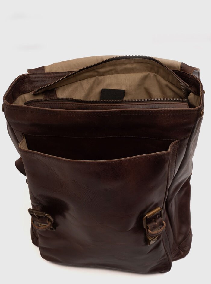 Clayton-Vintage-Crazy-Horse-Leather-Backpack9.jpg Clayton-Vintage-Crazy-Horse-Leather-Backpack9.jpg