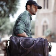 Coleman-Weekender-Leather-Duffle-Bag-Outdoor201.jpg