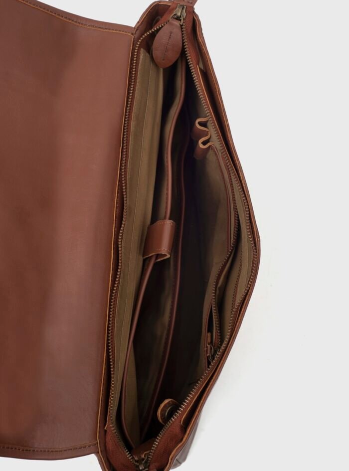 Cooper-Tan-Brown-Leather-Messenger-Bag208.jpg Cooper-Tan-Brown-Leather-Messenger-Bag208.jpg