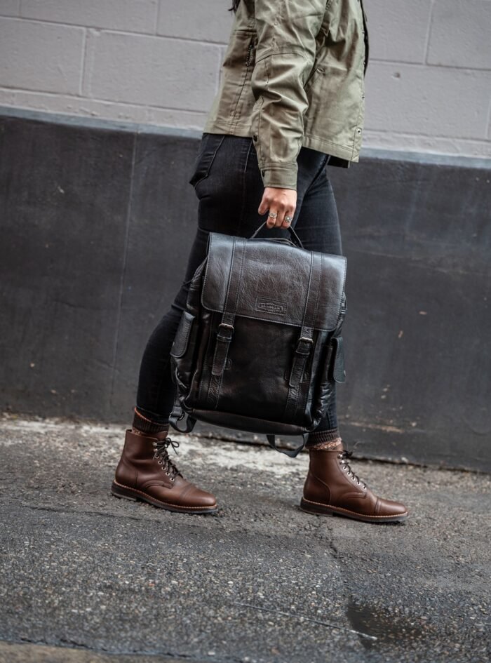 Darren-Black-Leather-Laptop-Backpack-98.jpg Darren-Black-Leather-Laptop-Backpack-98.jpg
