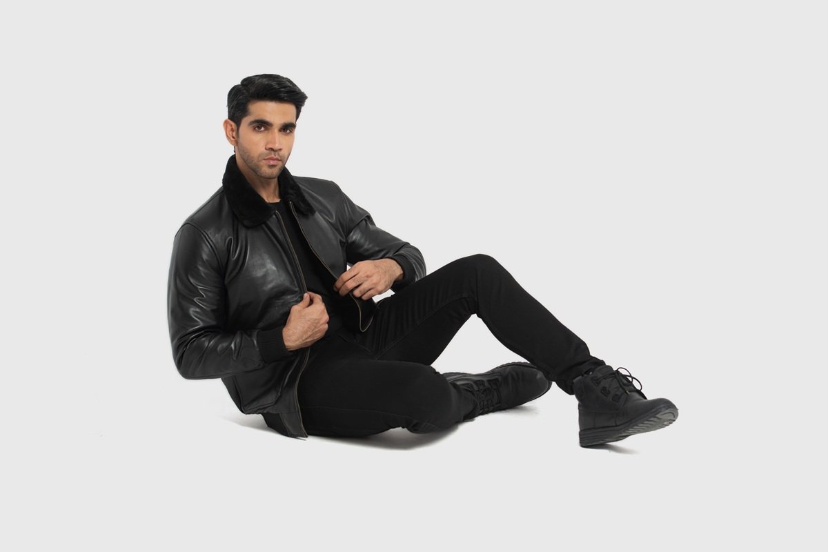 Douglas20Black20Leather20Bomber20Jacket209.jpg Douglas20Black20Leather20Bomber20Jacket209.jpg