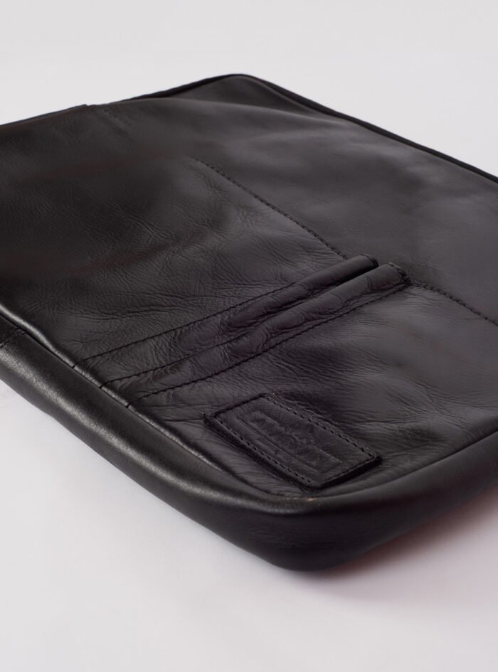 Duncan-Laptop-Pouch202.jpg Duncan-Laptop-Pouch202.jpg