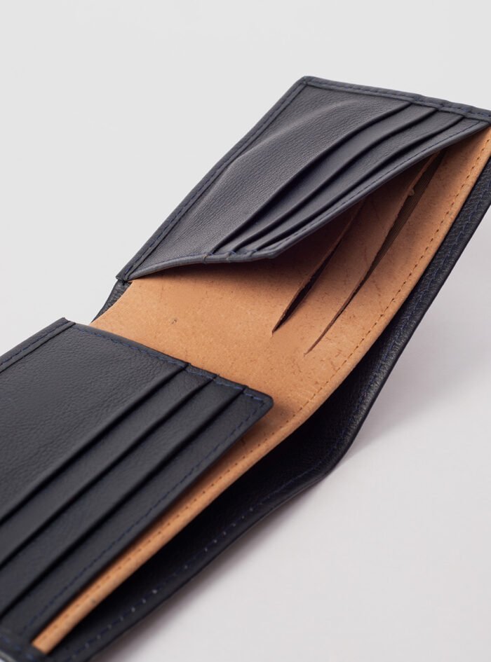 Elixir-Blue-Leather-Bifold-Wallet1.jpg Elixir-Blue-Leather-Bifold-Wallet1.jpg