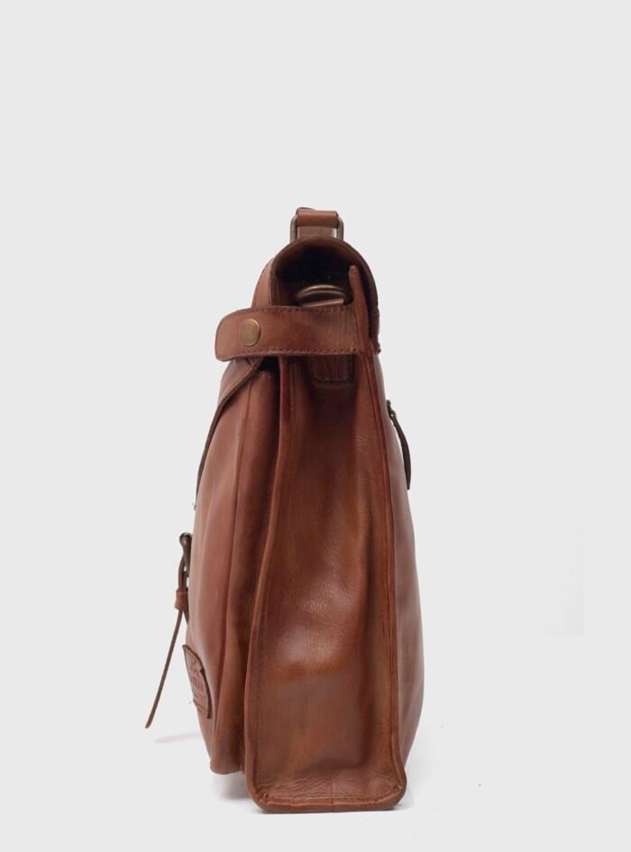 Fairbanks-Brown-Leather-Messenger-Bag206.jpg Fairbanks-Brown-Leather-Messenger-Bag206.jpg