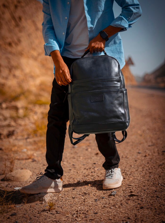 Flint-Black-Leather-Everyday-Carry-Backpack9204.jpg Flint-Black-Leather-Everyday-Carry-Backpack9204.jpg
