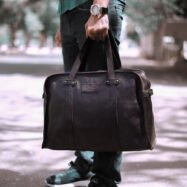 Gordon-Brown-Leather-Weekender-Bag-Outdoor201.jpg
