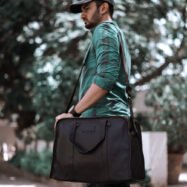 Gordon-Brown-Leather-Weekender-Bag-Outdoor202.jpg