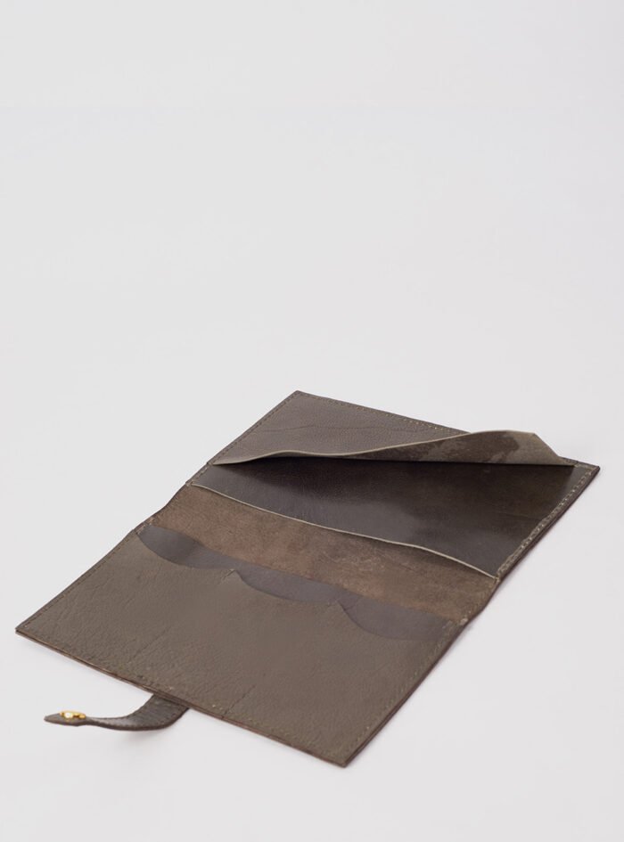 Kingsley-Passport-Leather-Wallet6.jpg Kingsley-Passport-Leather-Wallet6.jpg