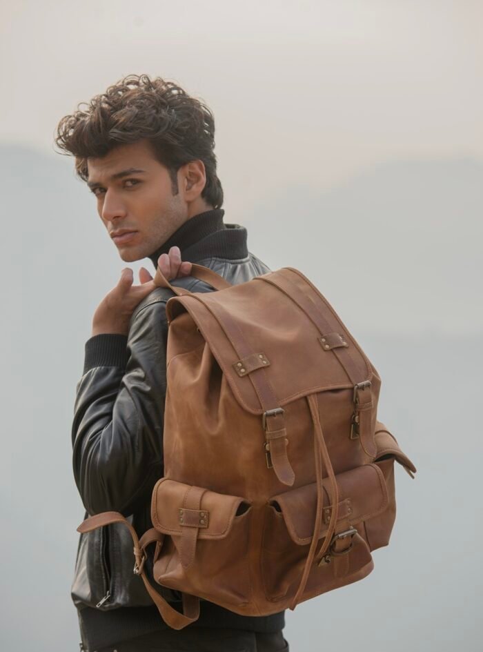 Moss-Distressed-Leather-Backpack-style4 Moss-Distressed-Leather-Backpack-style4