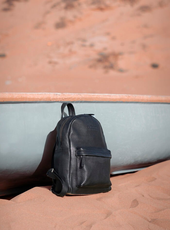 Murphy-Backpack20120copy.jpg Murphy-Backpack20120copy.jpg