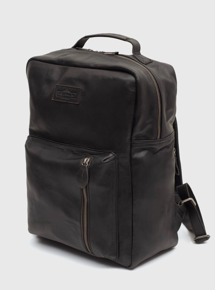 Patrick-crazy-horse-black-backpack203-.jpg Patrick-crazy-horse-black-backpack203-.jpg