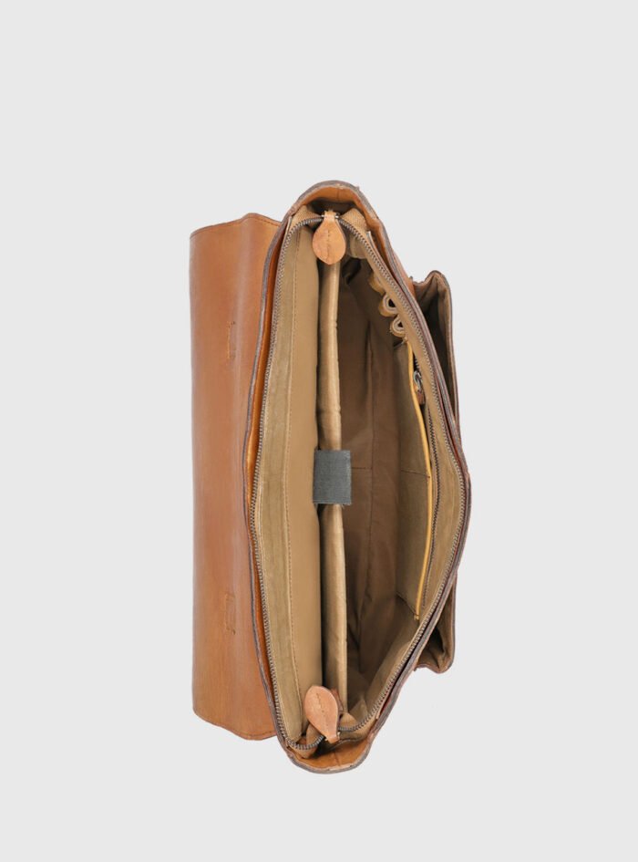 Petra-Brown-Leather-Messenger-Bag207.jpg Petra-Brown-Leather-Messenger-Bag207.jpg
