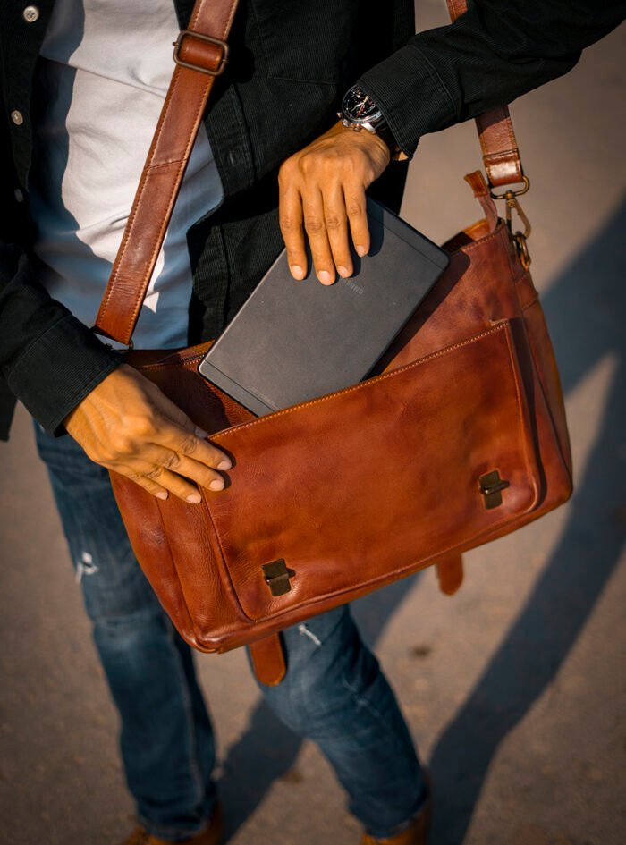 Petra-Brown-Leather-Messenger-Bag208205.jpg Petra-Brown-Leather-Messenger-Bag208205.jpg