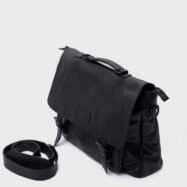 Petra20Black20Leather20Laptop20Messenger20Bag2010.jpg
