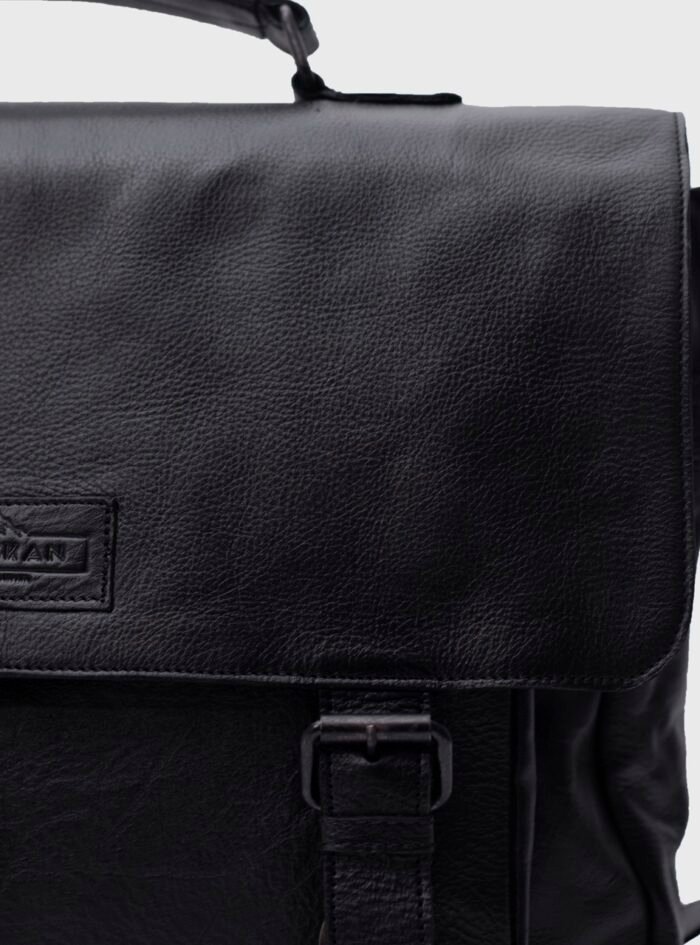 Petra20Black20Leather20Laptop20Messenger20Bag206.jpg Petra20Black20Leather20Laptop20Messenger20Bag206.jpg