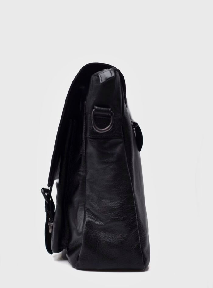 Petra20Black20Leather20Laptop20Messenger20Bag208.jpg Petra20Black20Leather20Laptop20Messenger20Bag208.jpg
