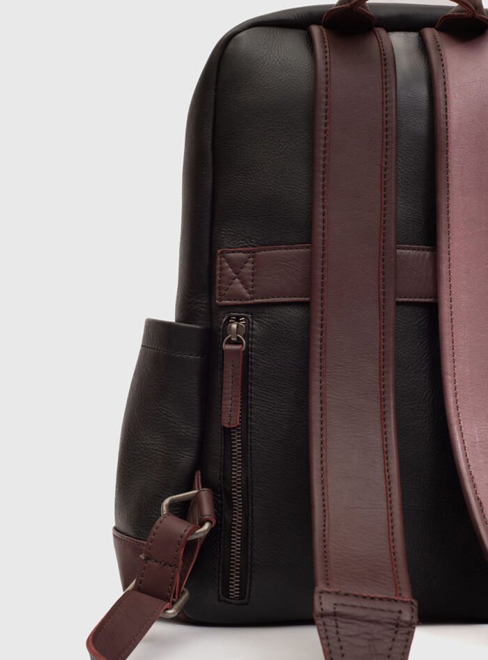 Ross-Black-Leather-Book-Bag5.jpg Ross-Black-Leather-Book-Bag5.jpg