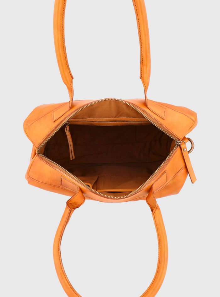 Sandy20Rivet20Handbag204.jpg Sandy20Rivet20Handbag204.jpg