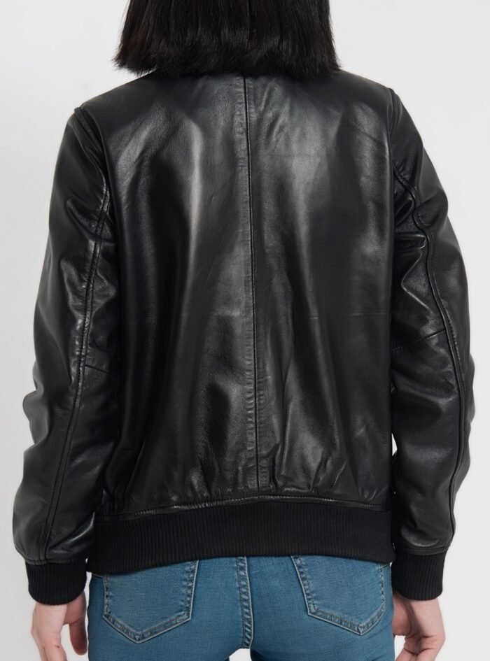 Trisha20black20leather20bomber20jacket207.jpg Trisha20black20leather20bomber20jacket207.jpg