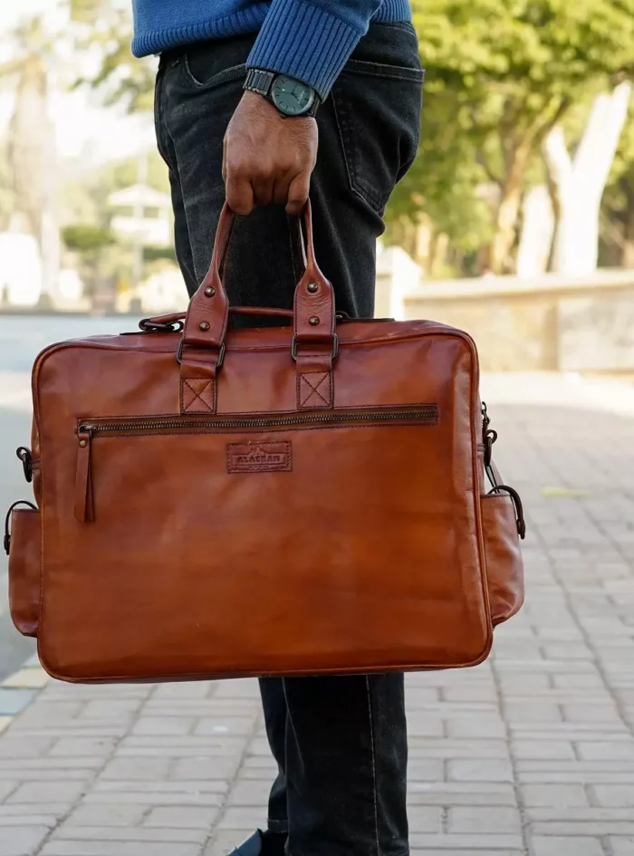 Wagner-Leather-Pilot-Bag-2.webp Wagner-Leather-Pilot-Bag-2.webp