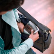 Windsor-Leather-Laptop-Satchel8201.jpg