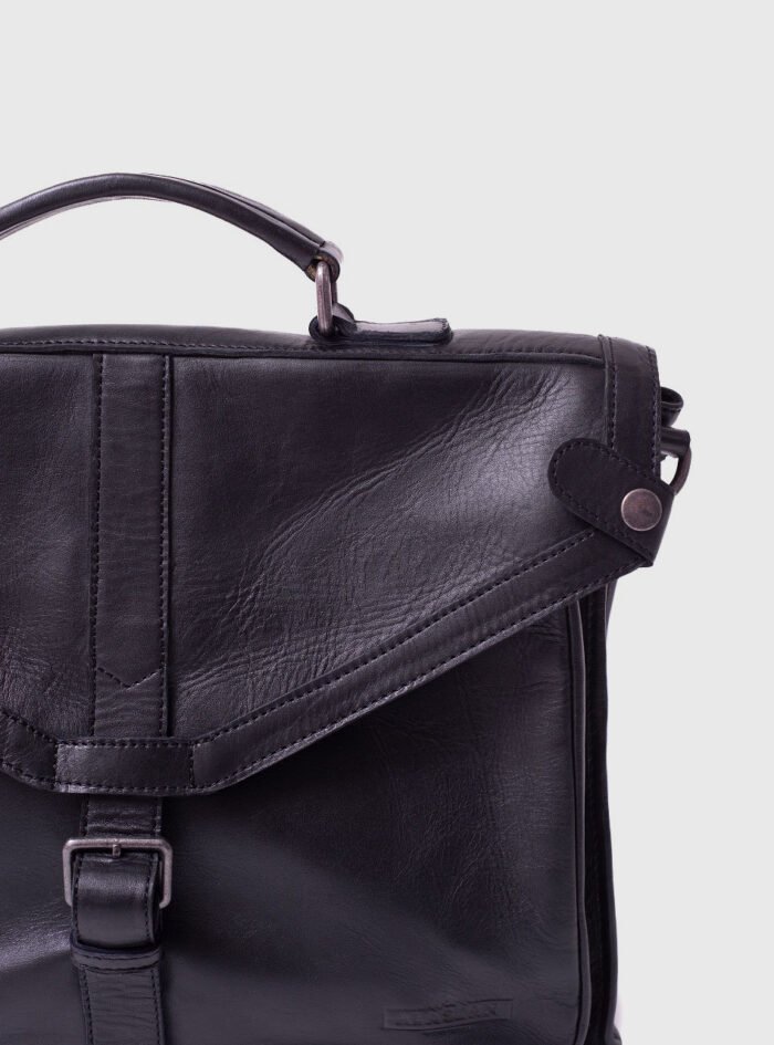 fairbanks-black-leather-messenger-bag4.jpg fairbanks-black-leather-messenger-bag4.jpg