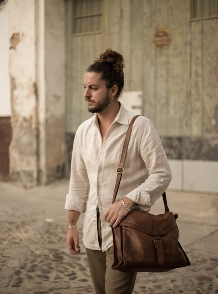 fairbanks-brown-leather-messenger-bag.jpg fairbanks-brown-leather-messenger-bag.jpg