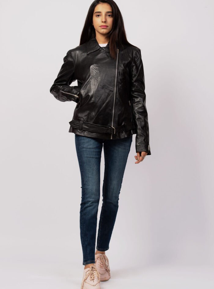 women-black-biker-jacket4.jpg