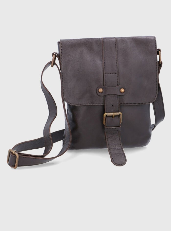 Woodpecker vintage crossbody bag (1) Woodpecker vintage crossbody bag (1)